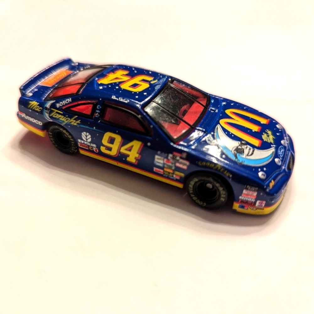 Bill Elliott #94 McDonalds Nascar 🔥 Hot Wheels Die Cast Toy Car RC